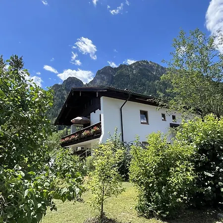 Apartment Pletzer - Sonja Pletzer Schoenau am Koenigsee